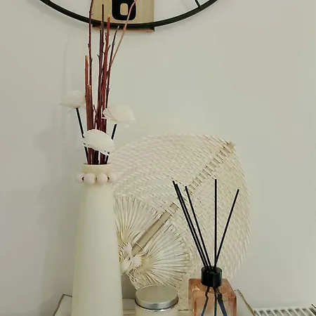 Apartment κνημισ