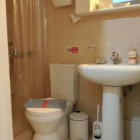 Apartment κνημισ *